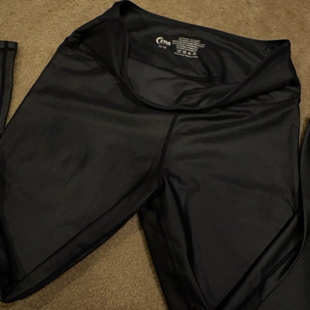 ZYIA Active Shiny Black Leggings